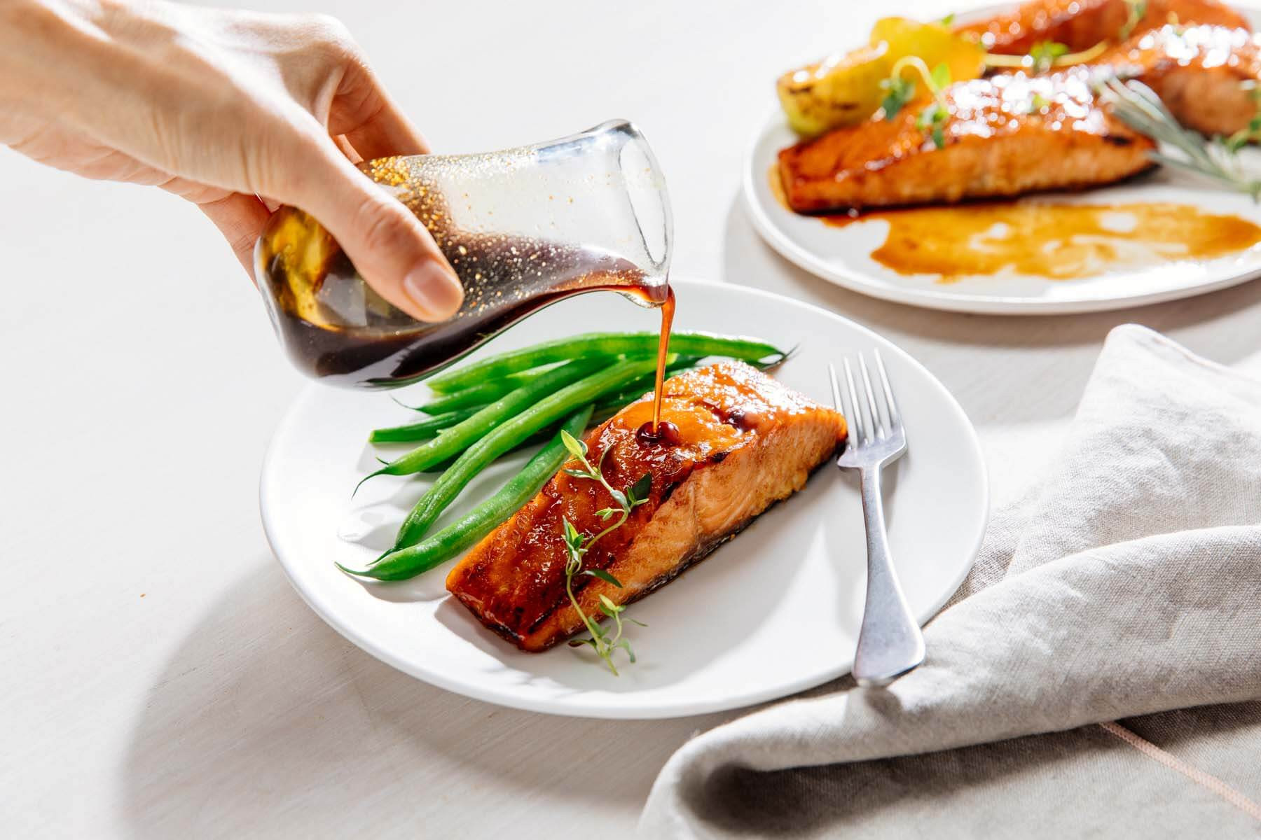Tropical Grilled Salmon - Salmon with Honey Glaze Recipe - Dole® Sunshine