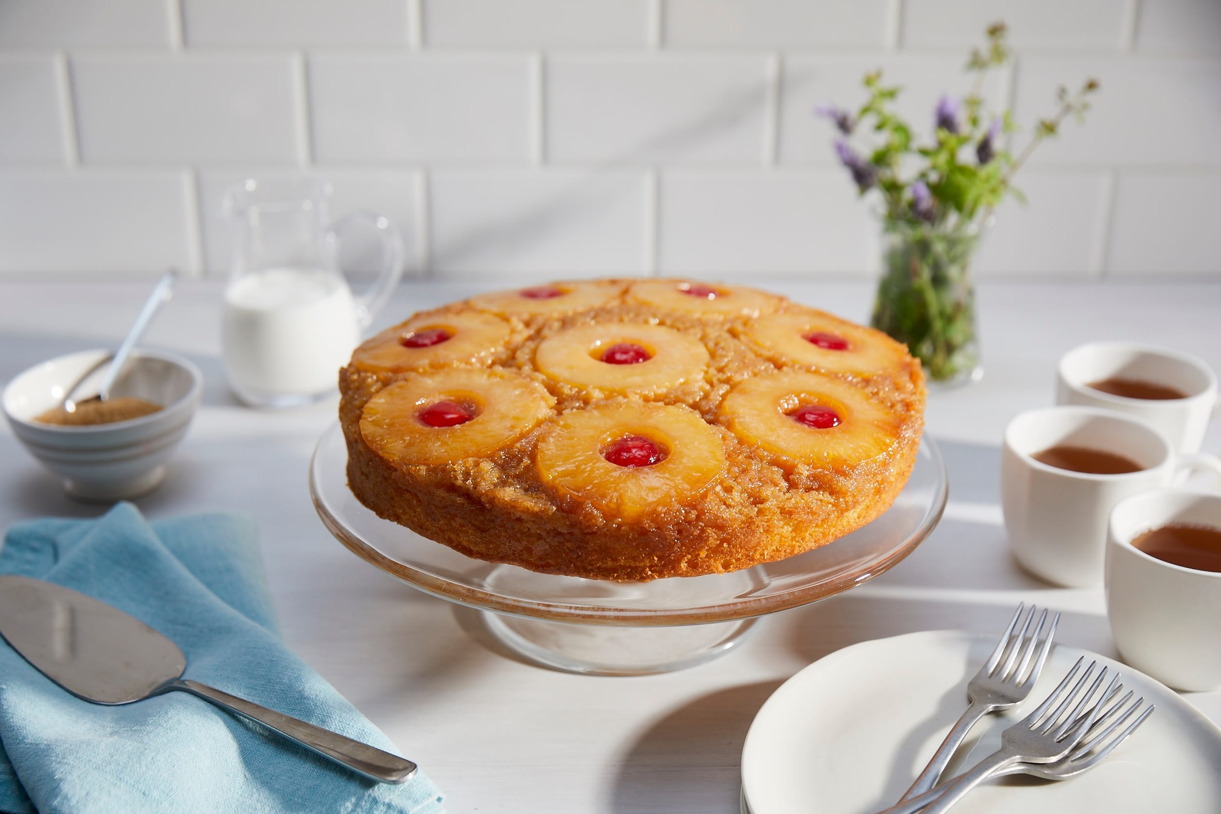 Easy Upside Down Cake - Dole® Sunshine